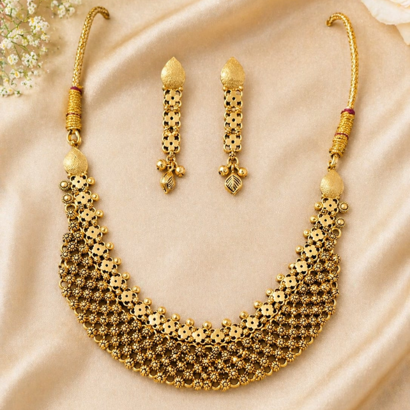 Floral Mesh Royal Necklace Set