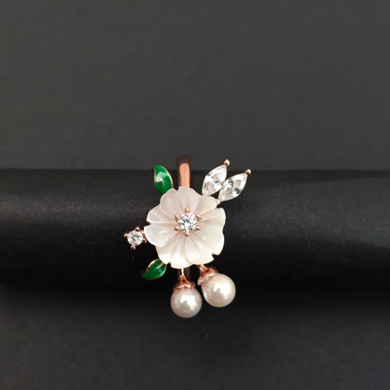 Pearl Blossom Grace Ring